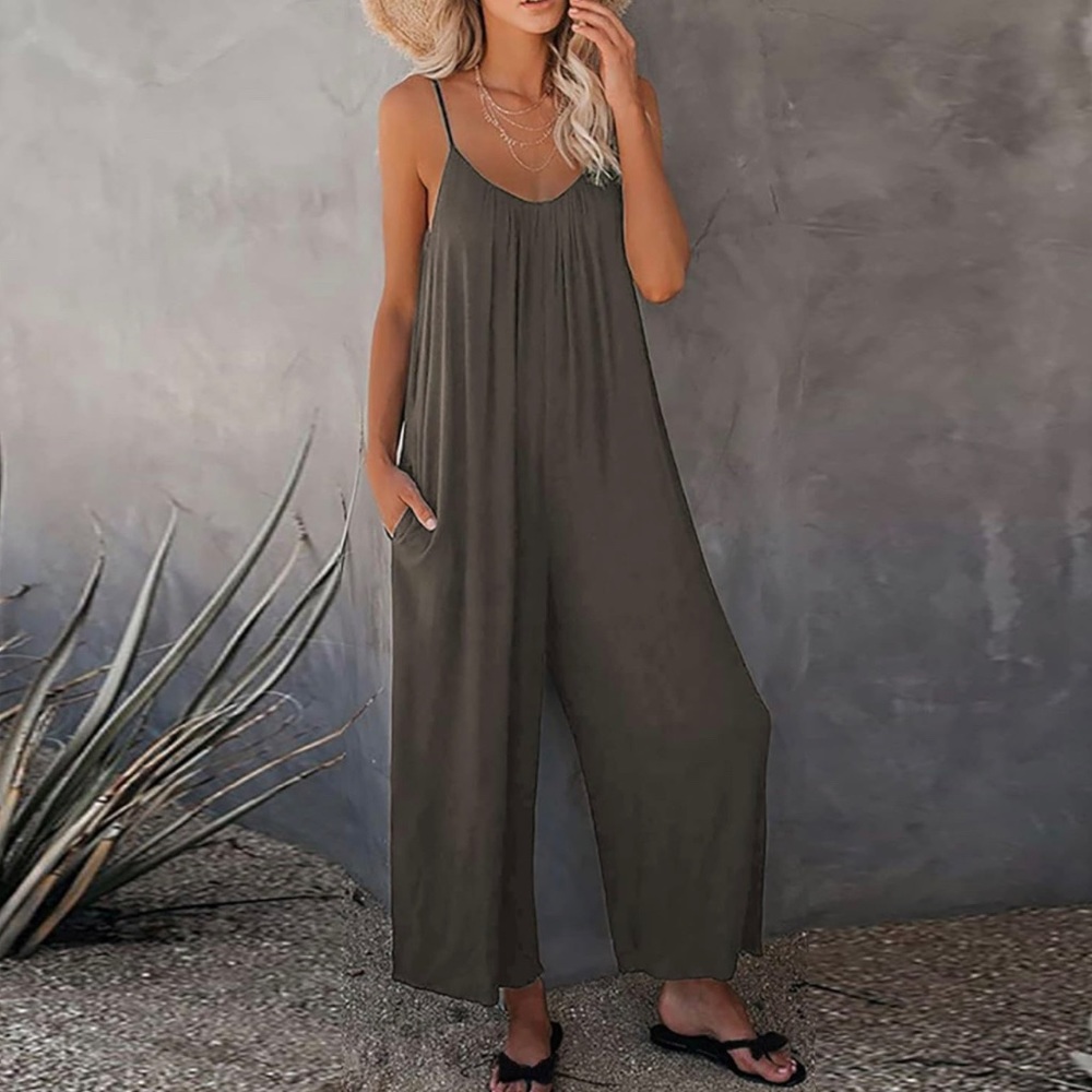 Spaghetti strap romper - Picture 1 of 5